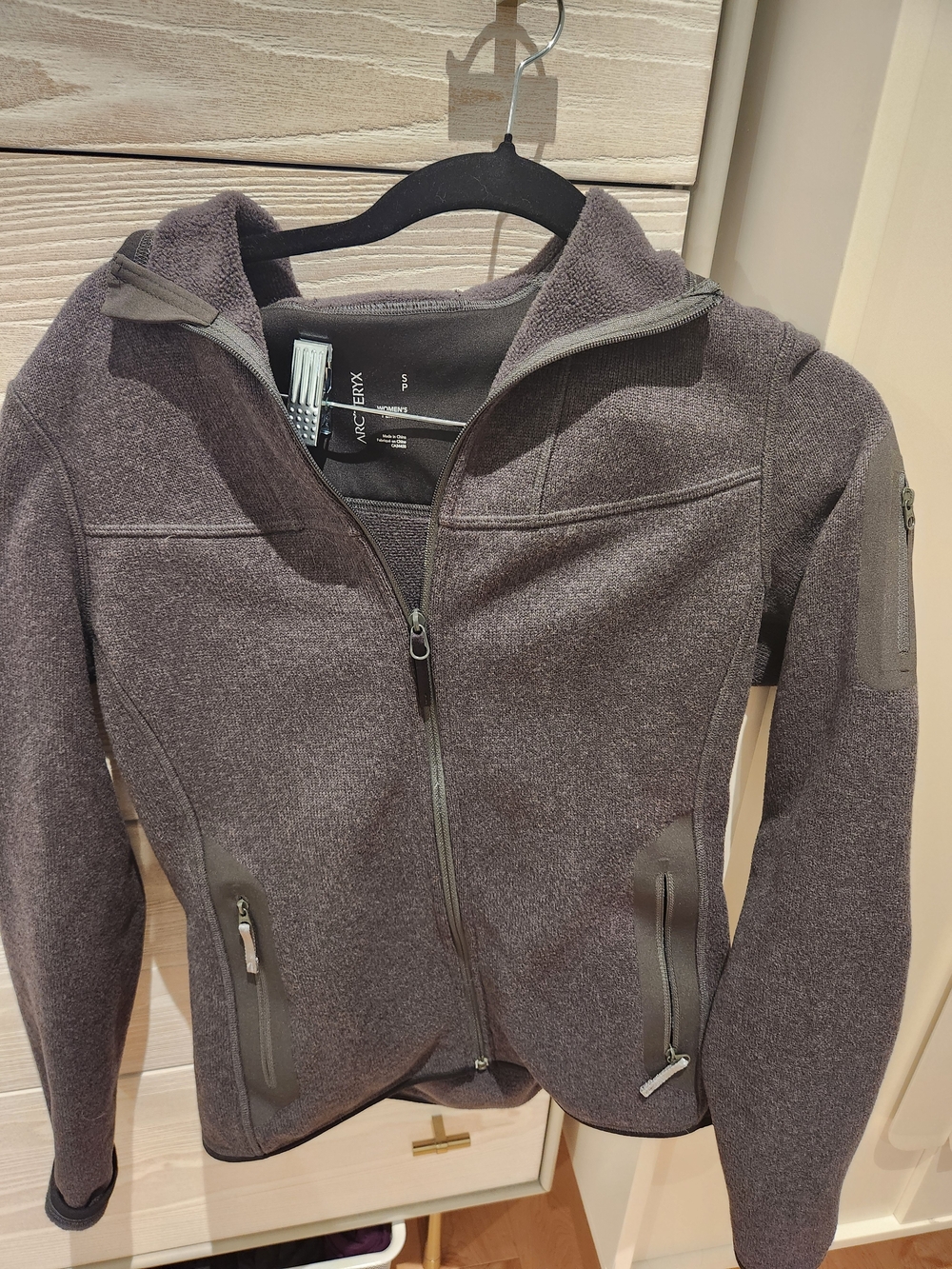 Arc'teryx Women's Dark Gray Fleece Hooded Zip Jacket